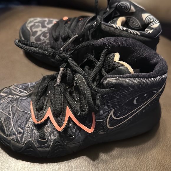 Size 11c Boys Nike Kybrid S2 - Picture 3 of 5